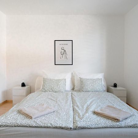 The Dante Villa Apartments Prague Ngoại thất bức ảnh